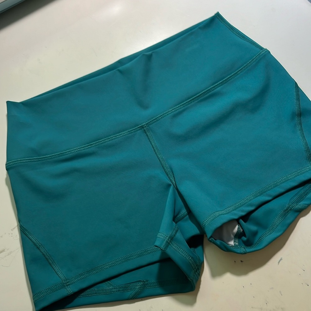Fleo Apex Contour Shorts